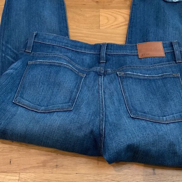 J. Crew jeans size 30 slim broken in boyfriend jeans - Picture 6 of 6